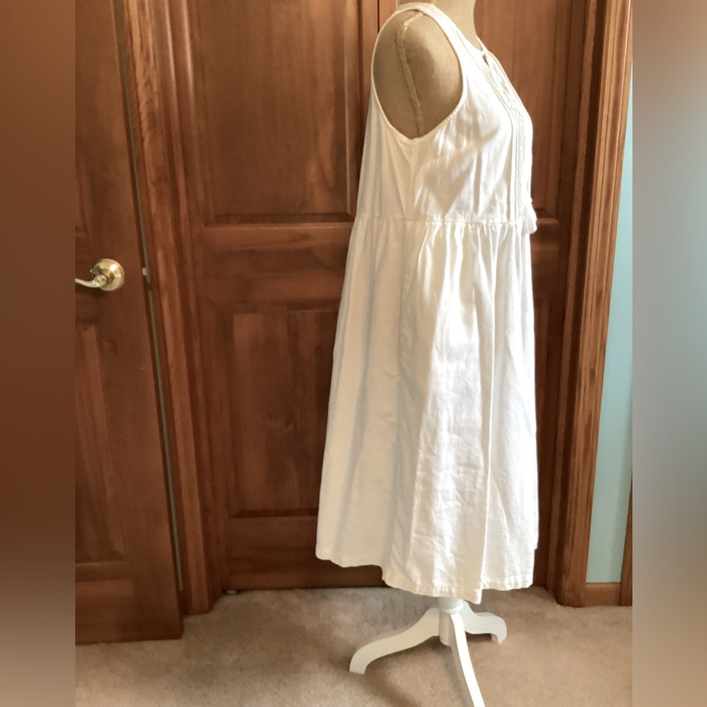 Universal Thread Goods Co. White Linen Blend Dress, Size M - Picture 3 of 5
